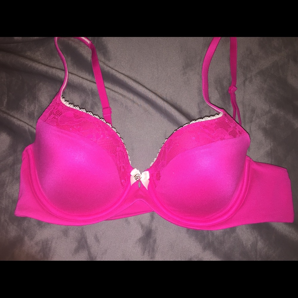 VS Demi